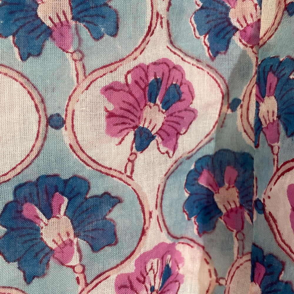 Oliphant Pintuck Ruffle Top Blouse XS 100% Cotton Pink Blue Print EUC - Picture 5 of 12